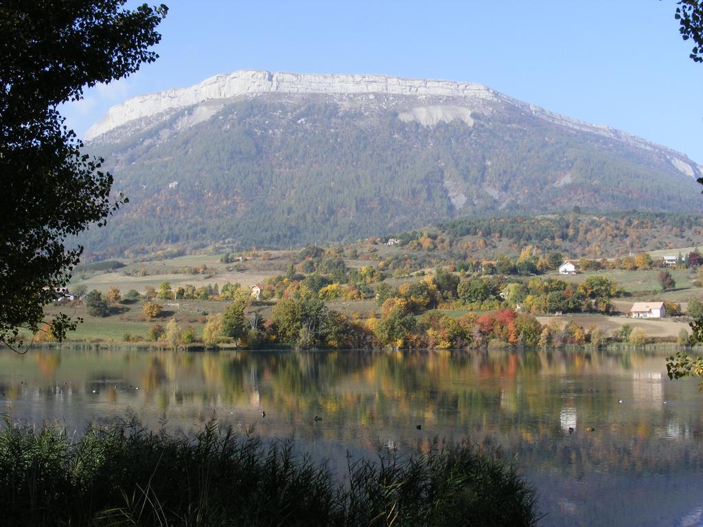 Camping La Motte Flottante La Freissinouse Екстер'єр фото