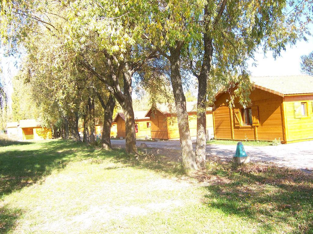 Camping La Motte Flottante La Freissinouse Екстер'єр фото