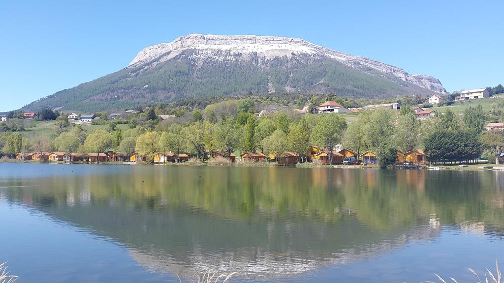 Camping La Motte Flottante La Freissinouse Екстер'єр фото