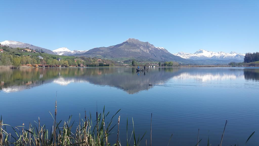 Camping La Motte Flottante La Freissinouse Екстер'єр фото